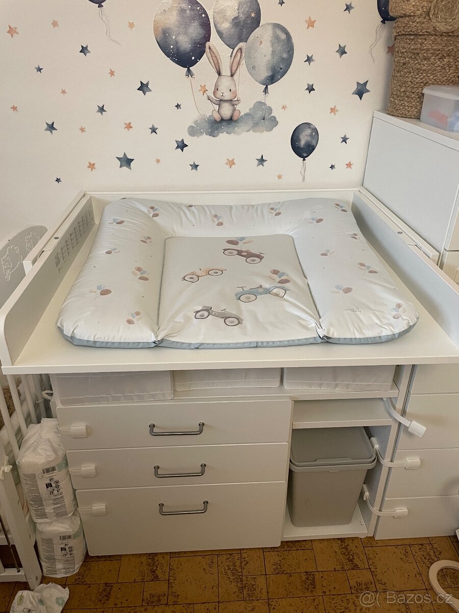 Přebalovací pult IKEA SMÅSTAD