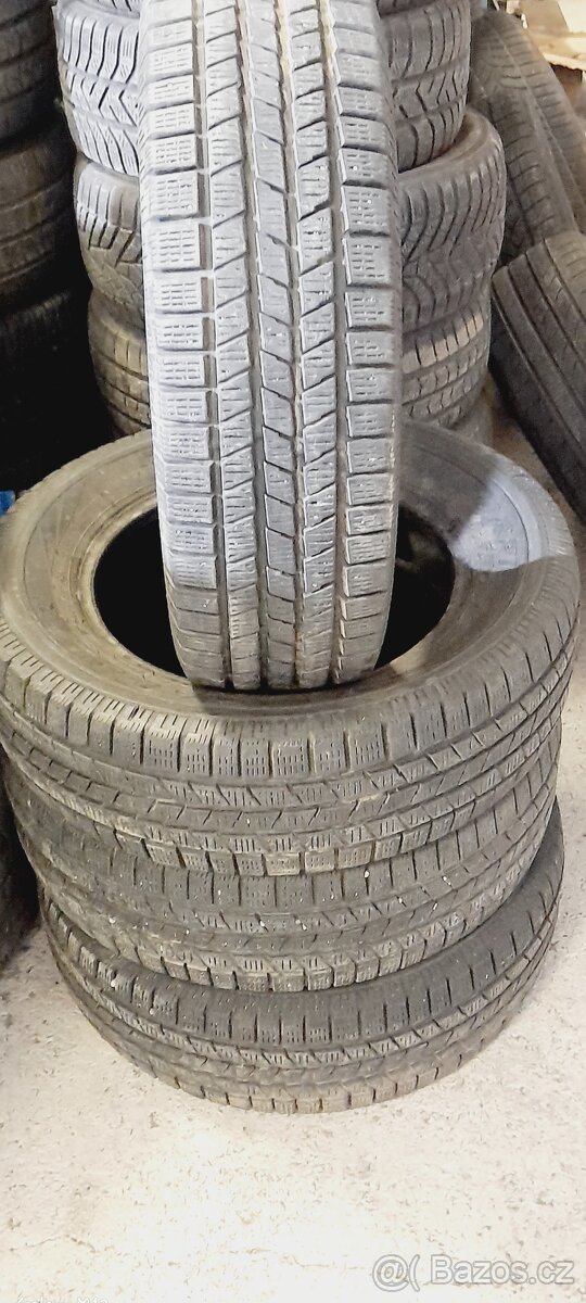 Zimni pneu Pirelli 215/65 R16
