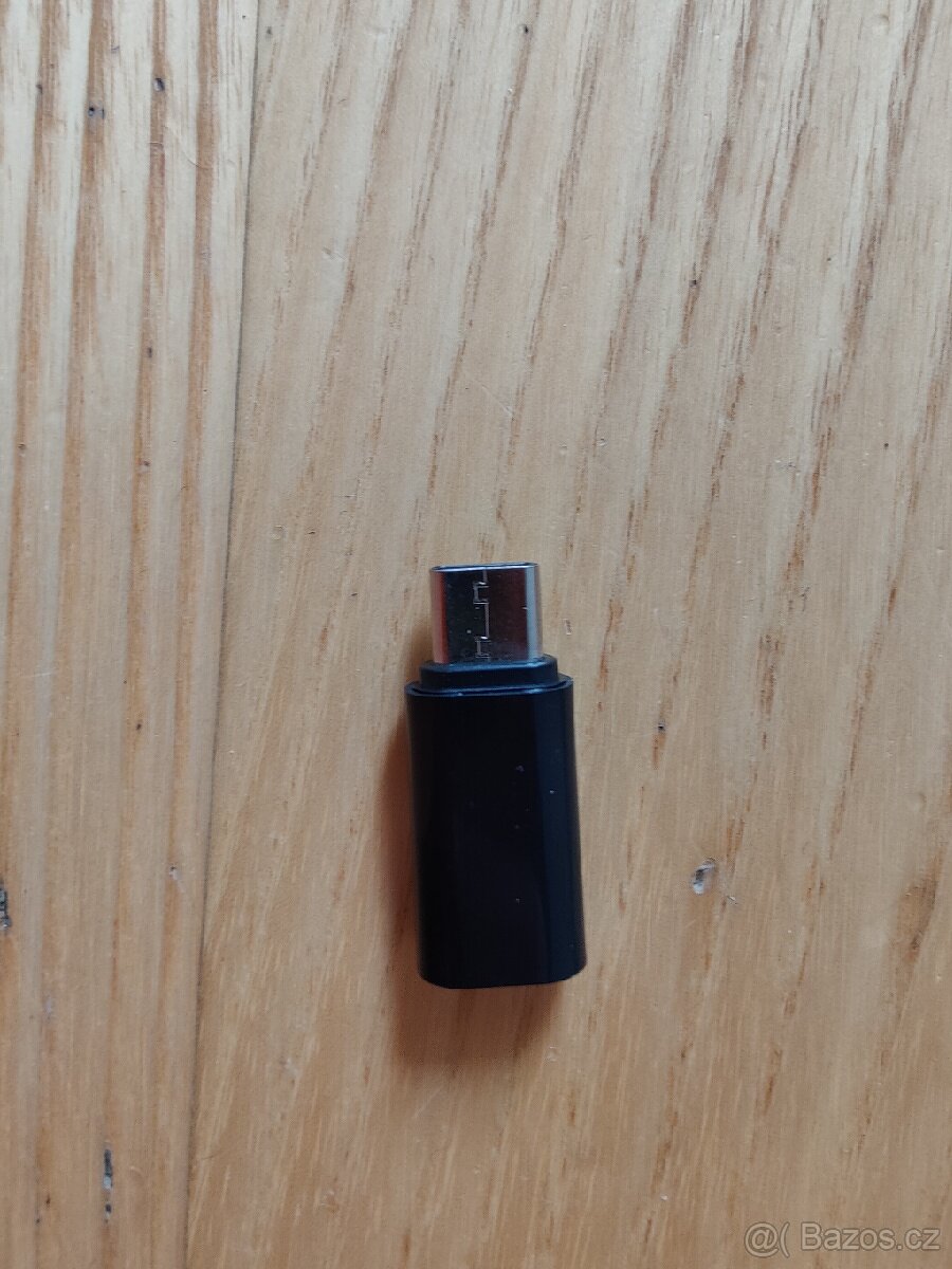 Adaptér USB-C na jack 3,5mm