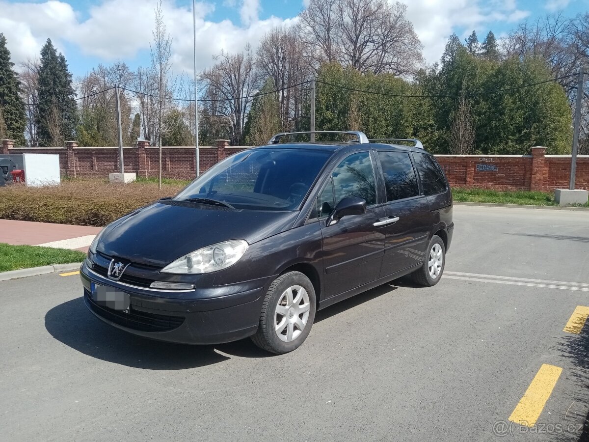 Peugeot 807,r.2006, 2.0 HDI, 100 kw. Spolehlivý vůz.
