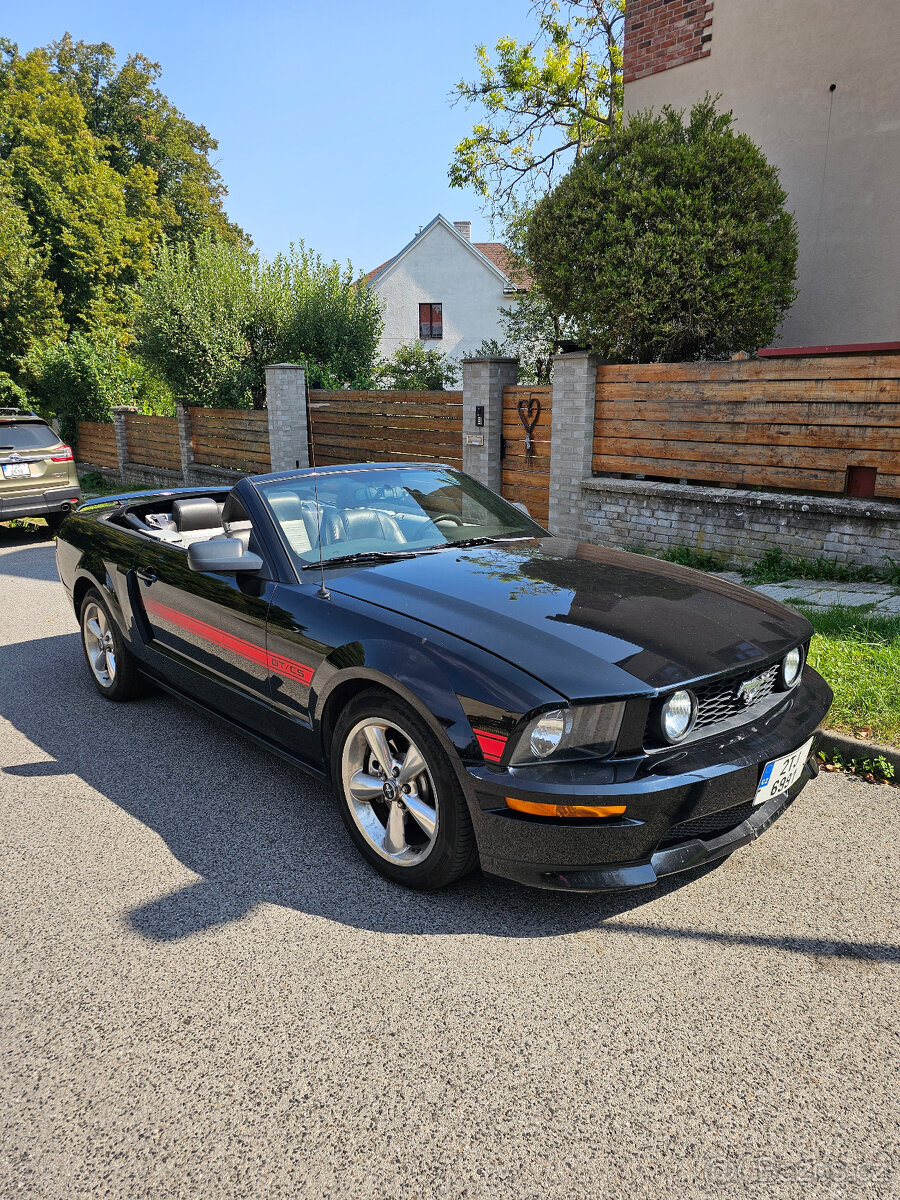 Ford Mustang  cabrio California GT