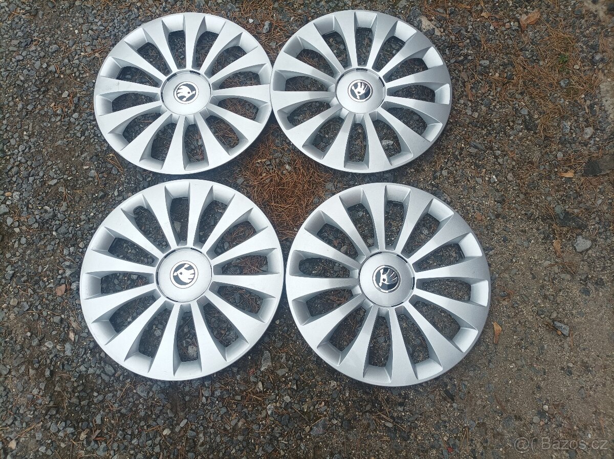 POKLICE ŠKODA 15"