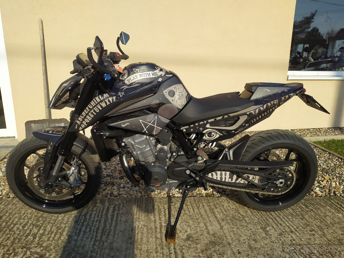 KTM DUKE 890-2021