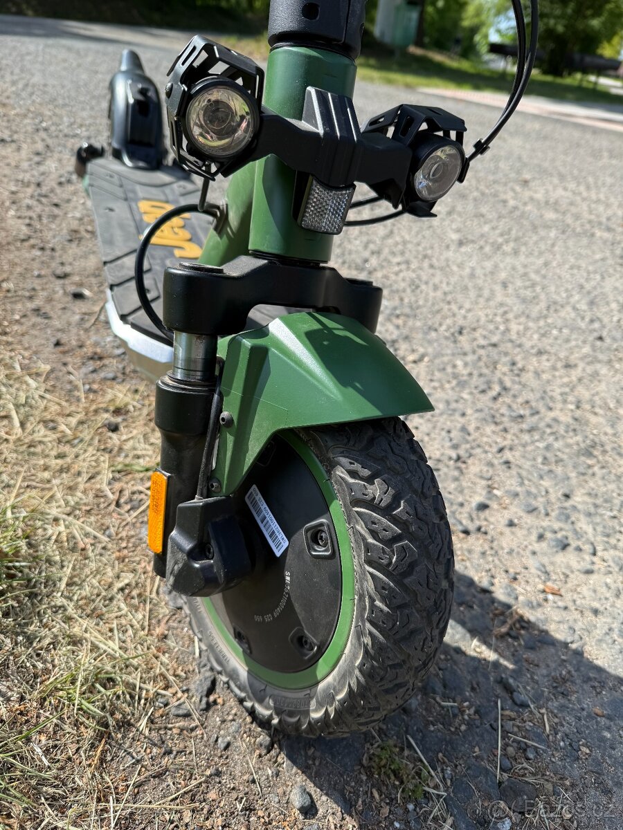 Elektrokolobežka Jeep 2xe Adventurer - "nová"