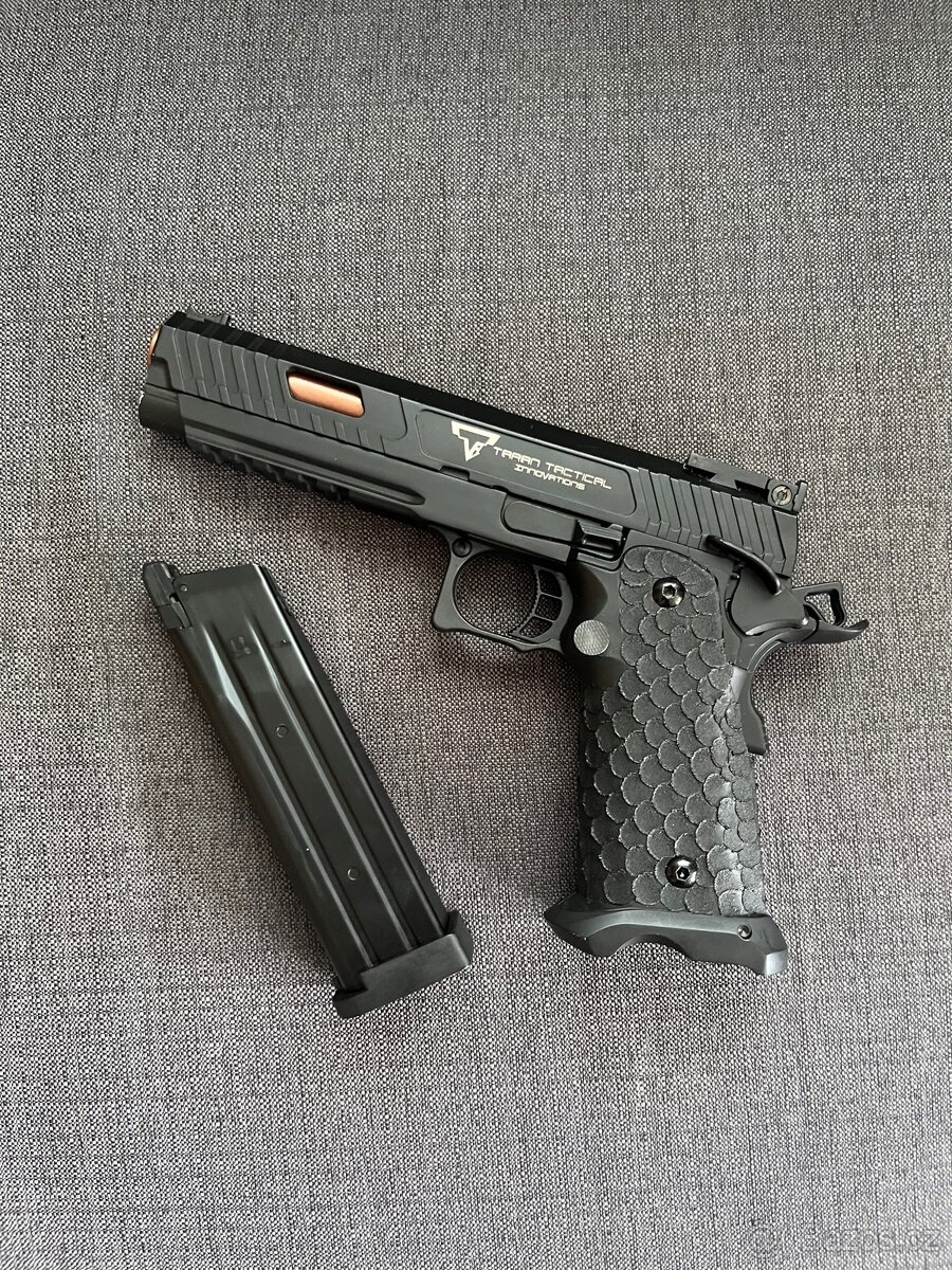 Airsoft pistol COMBAT MASTER