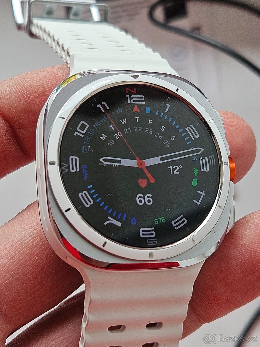 Samsung Galaxy watch ultra white