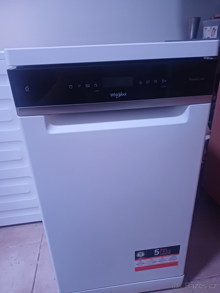 Myčka Whirlpool WSFO 3O23 PF