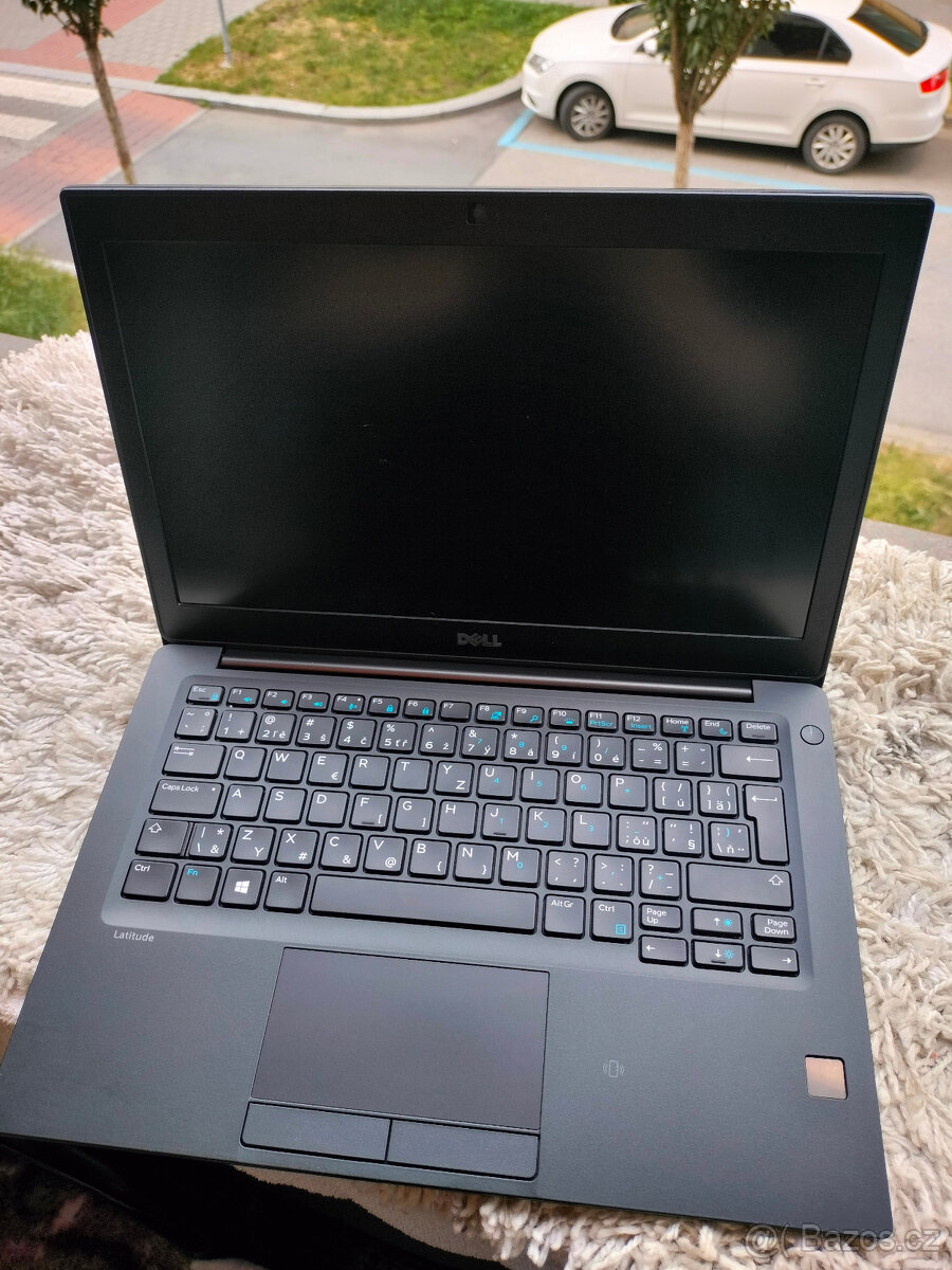 Prémiový Notebook Dell Latitude - i5-8350U, UHD620, 16GB RAM