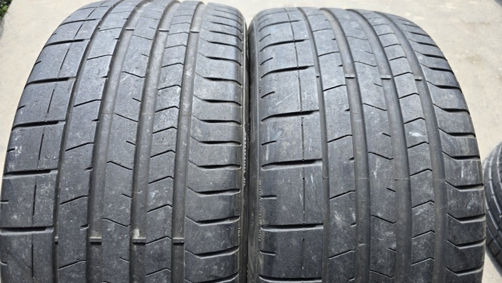 Letní pneu 245/35/20 Pirelli