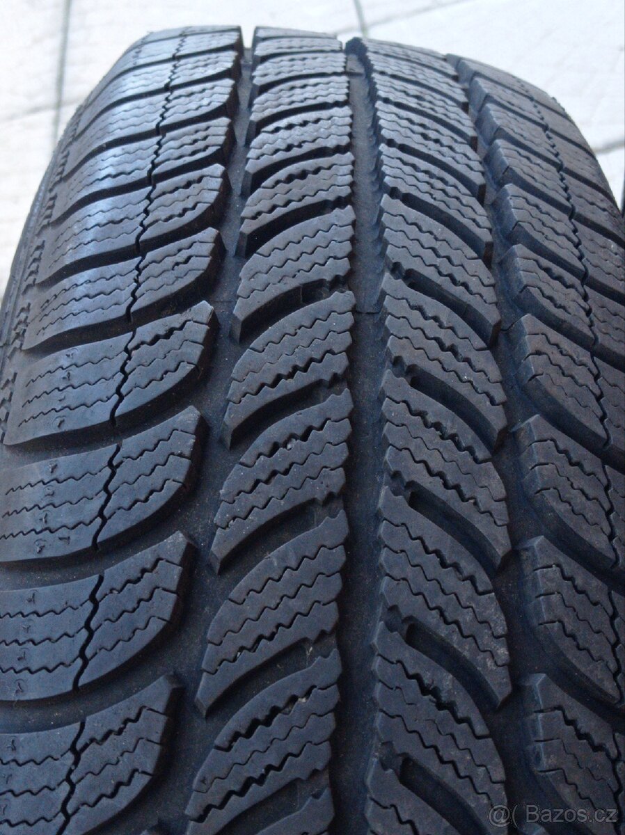 Pneu 185/65 R15