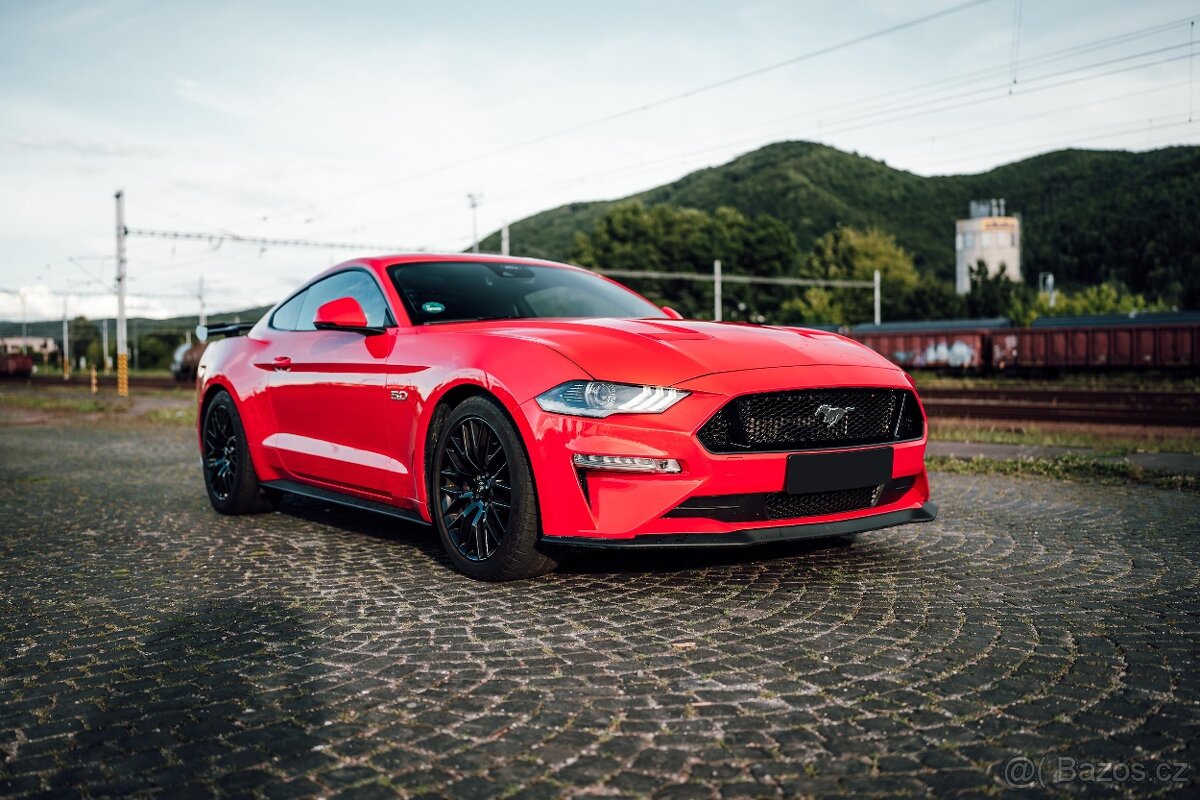 FORD MUSTANG GT 5.0 V8
