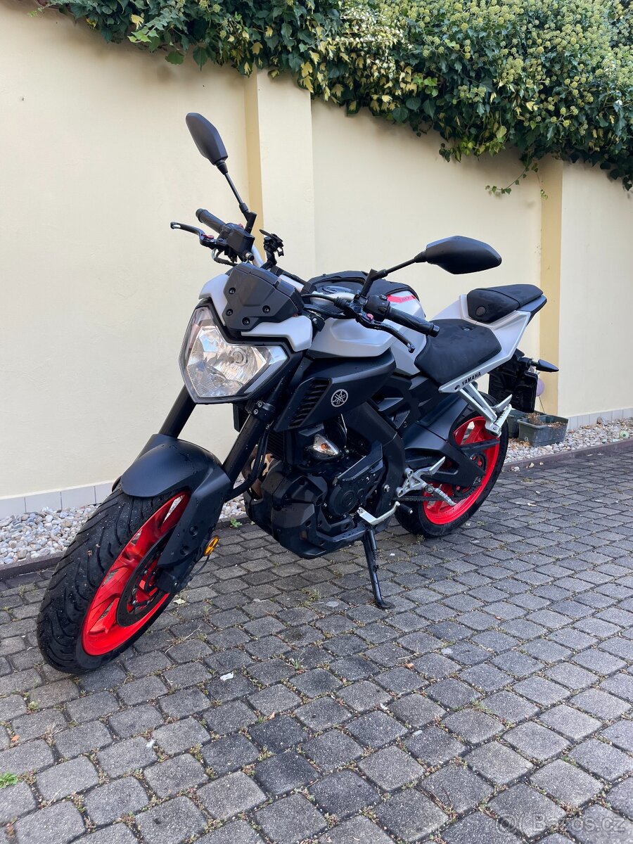 Yamaha mt-125