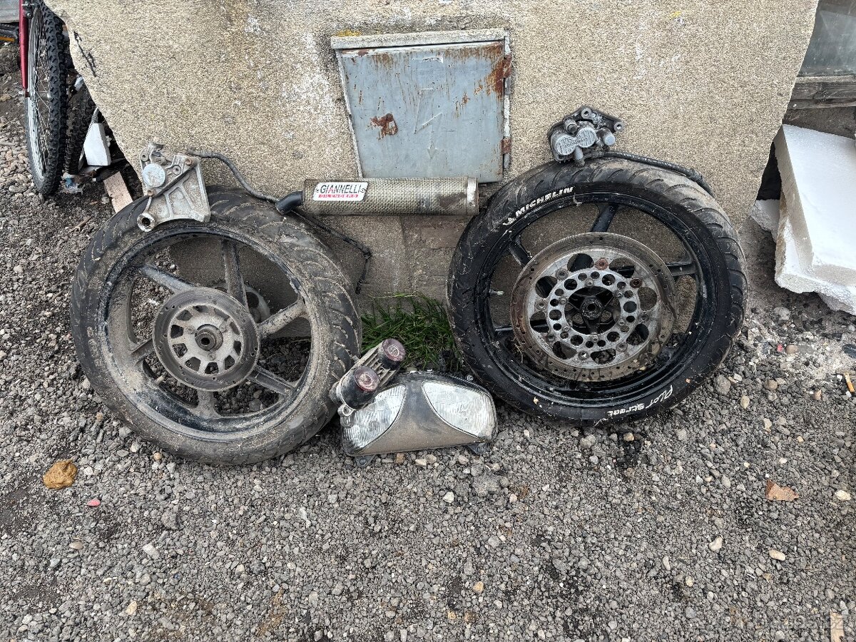 Honda 125 R