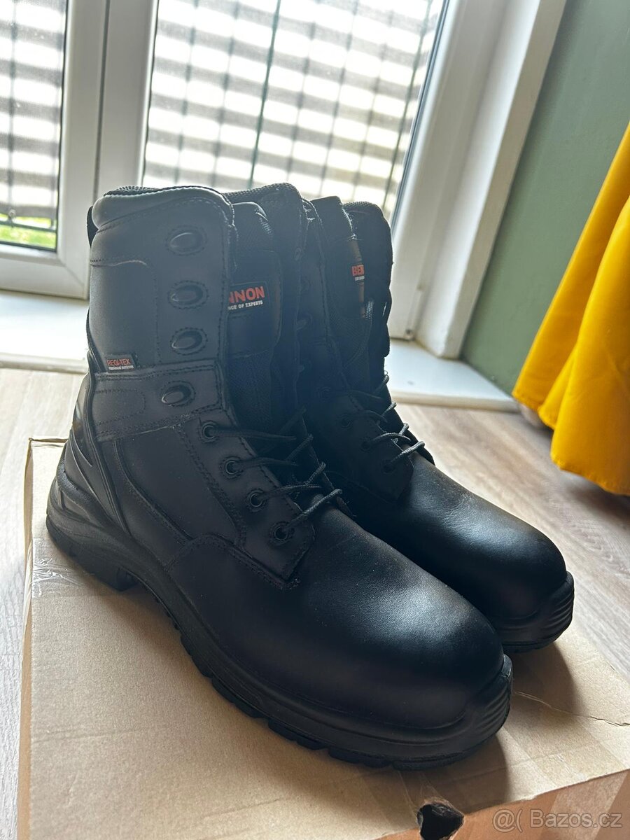 Bennon Commodore S3 NM