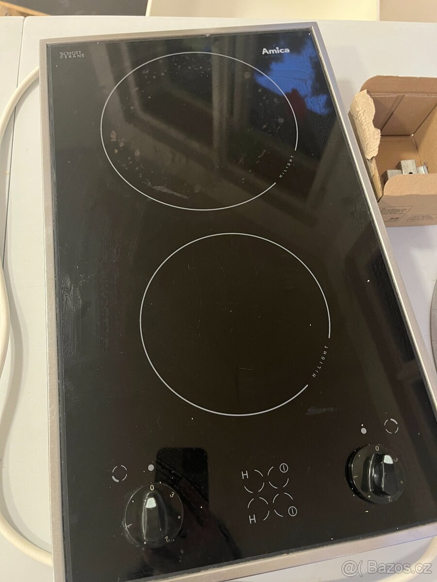 Sklokeramická varná deska Amica PG2VQ103