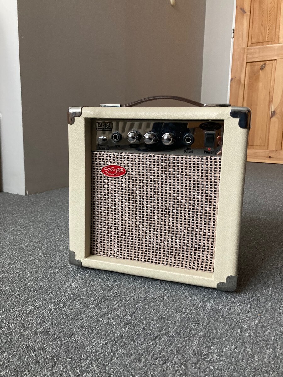 Kombo na akustickou kytaru