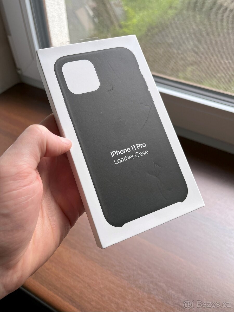 Apple iPhone 11 Pro Leather Case -- originální kožený kryt