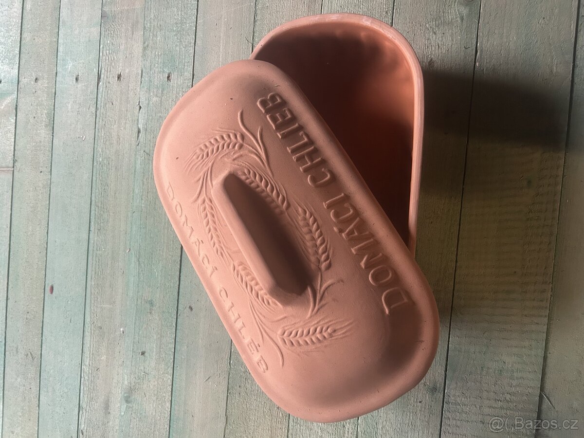 Keramická forma na pečení chleba