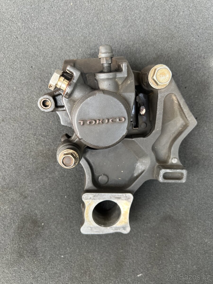 Zadní brzdový třmen, Suzuki Gsxr 750 k6