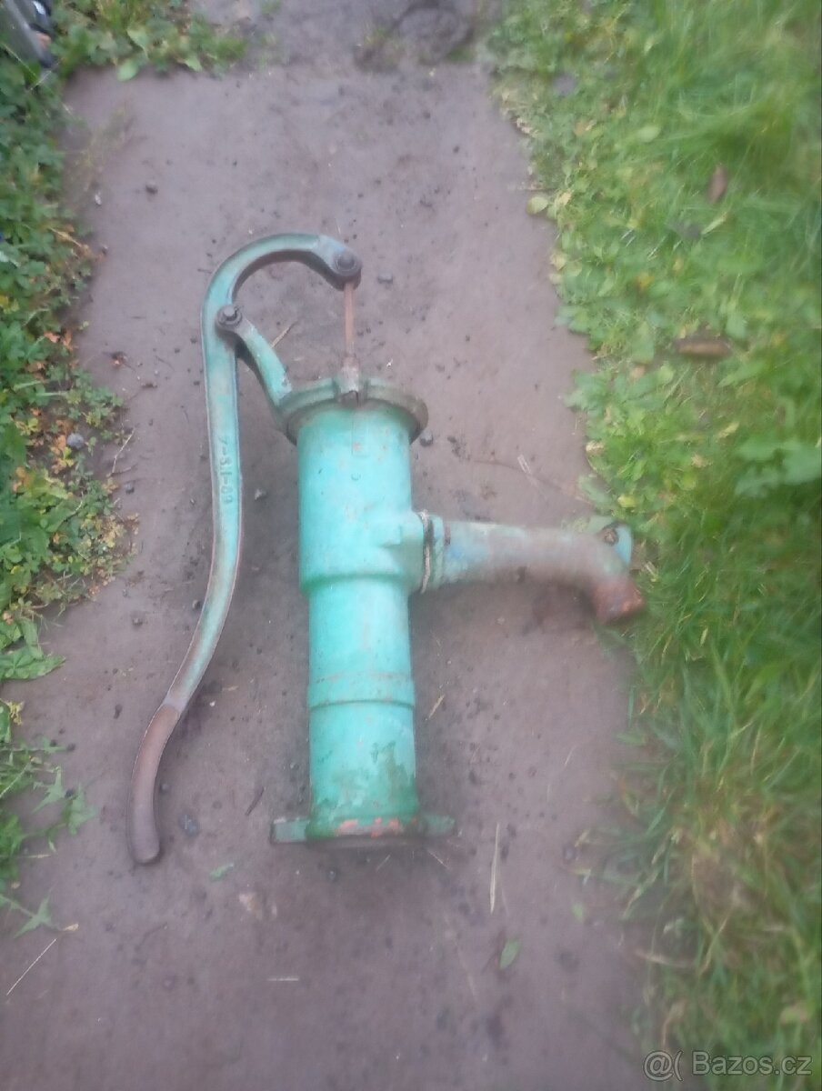 Ručni pumpa na vodu