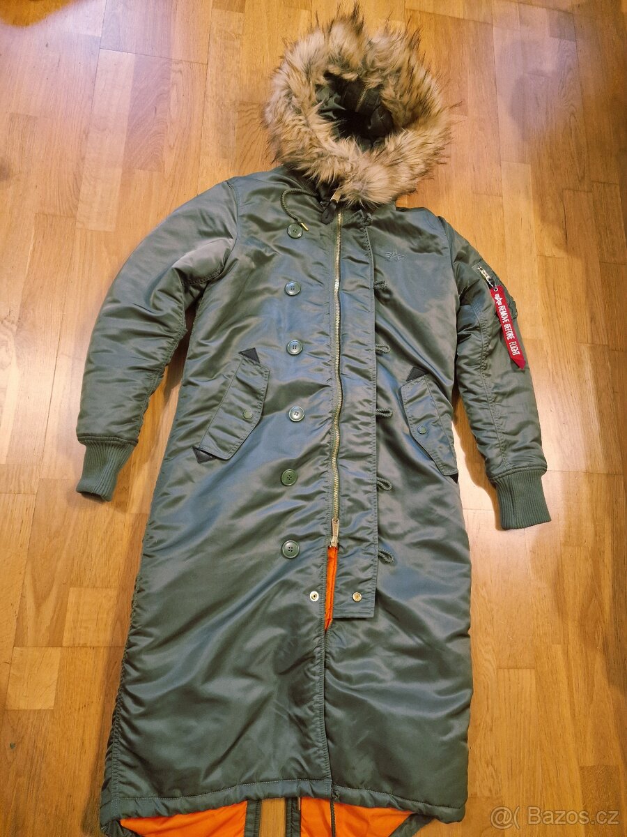 Dámsky zimný kabát Alpha Industries