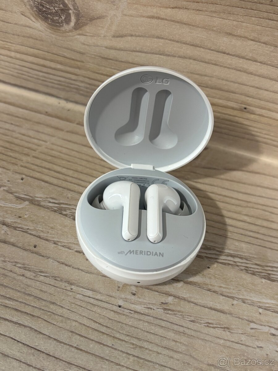 Sluchátka LG