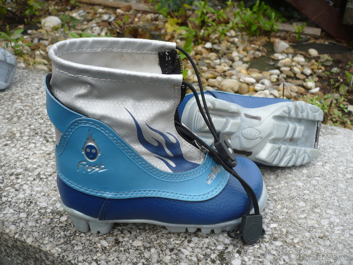 Dětské boty na běžky Alpina frost velikost 25.