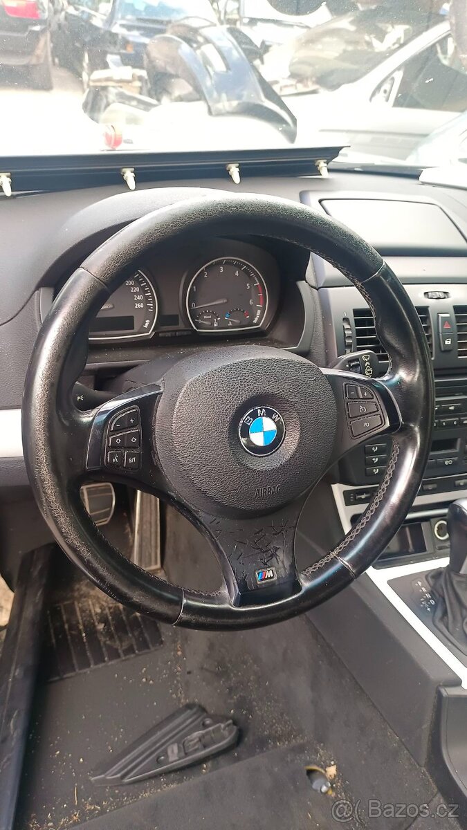 BMW X3 E83 ( asi i X5 E70 , X6 E71 ) M/// volant