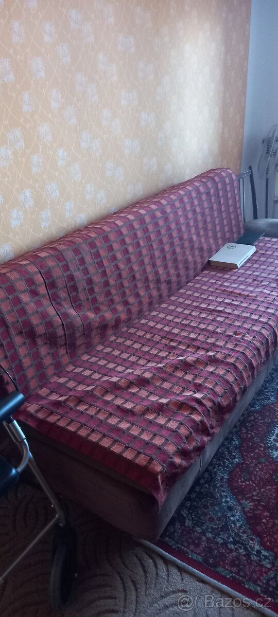 Rozkládací pohovka