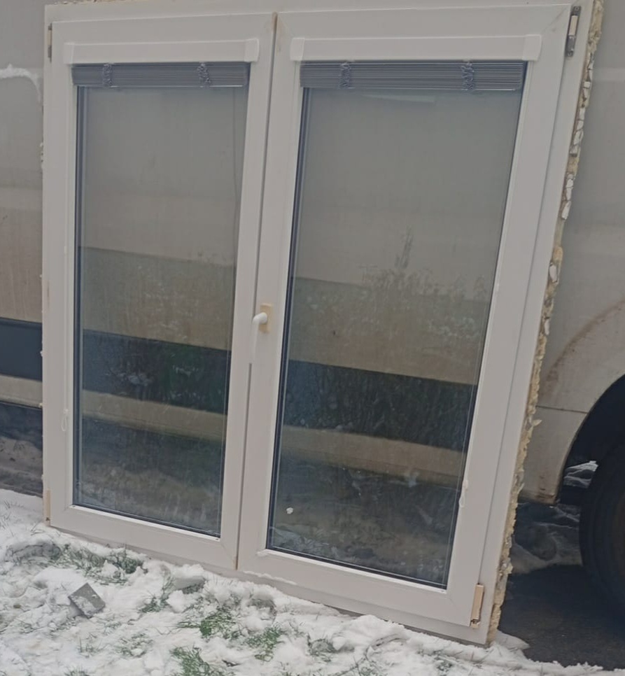 Použitá plastová okna dvoukřídlá 148x145