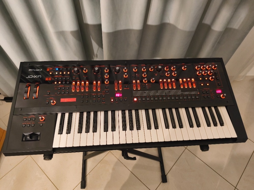 Prodám Roland JD-XA