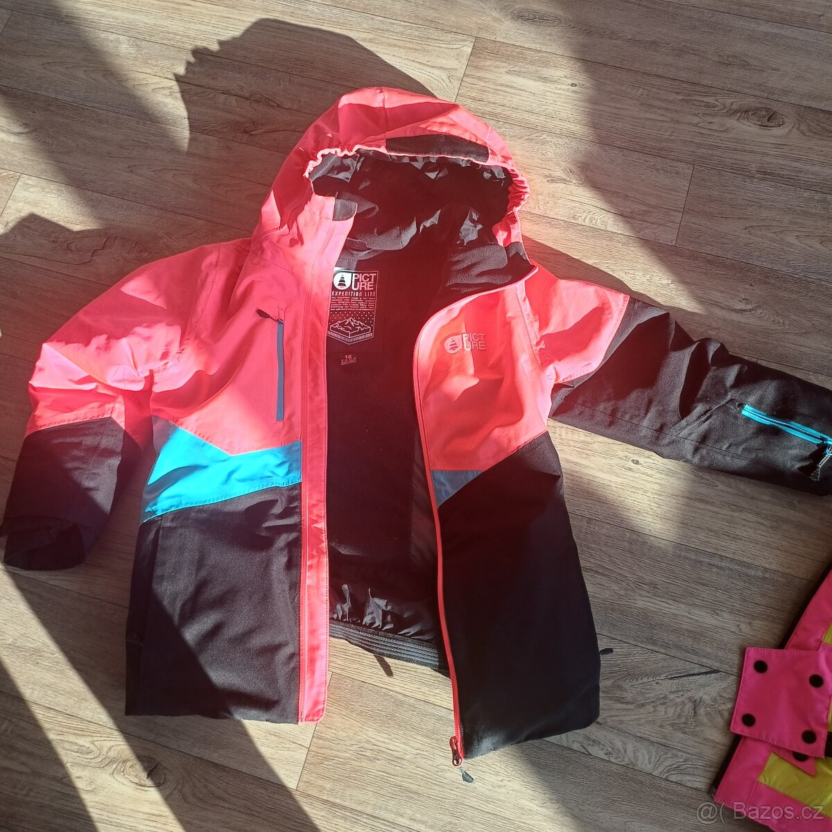 Lyžařské zimní bundy