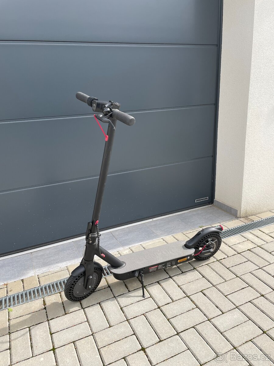 Prodám elektrokoloběžku Electric Scooter model E9MAX