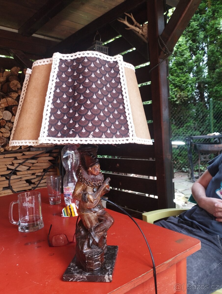 Stínítko na starožitnou lampu