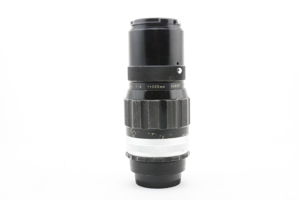 Nikon 200mm f/4 full-frame