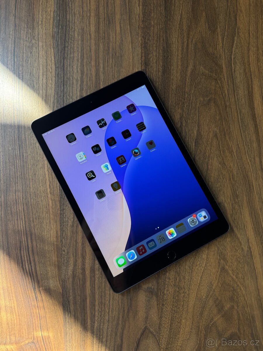 Apple iPad 8 32gb černý,záruka