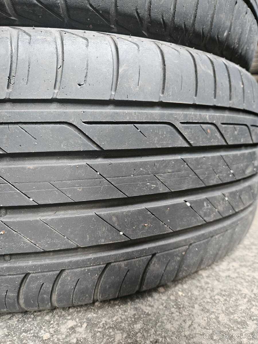 225/55R17 97V Bridgestone Turanza T001