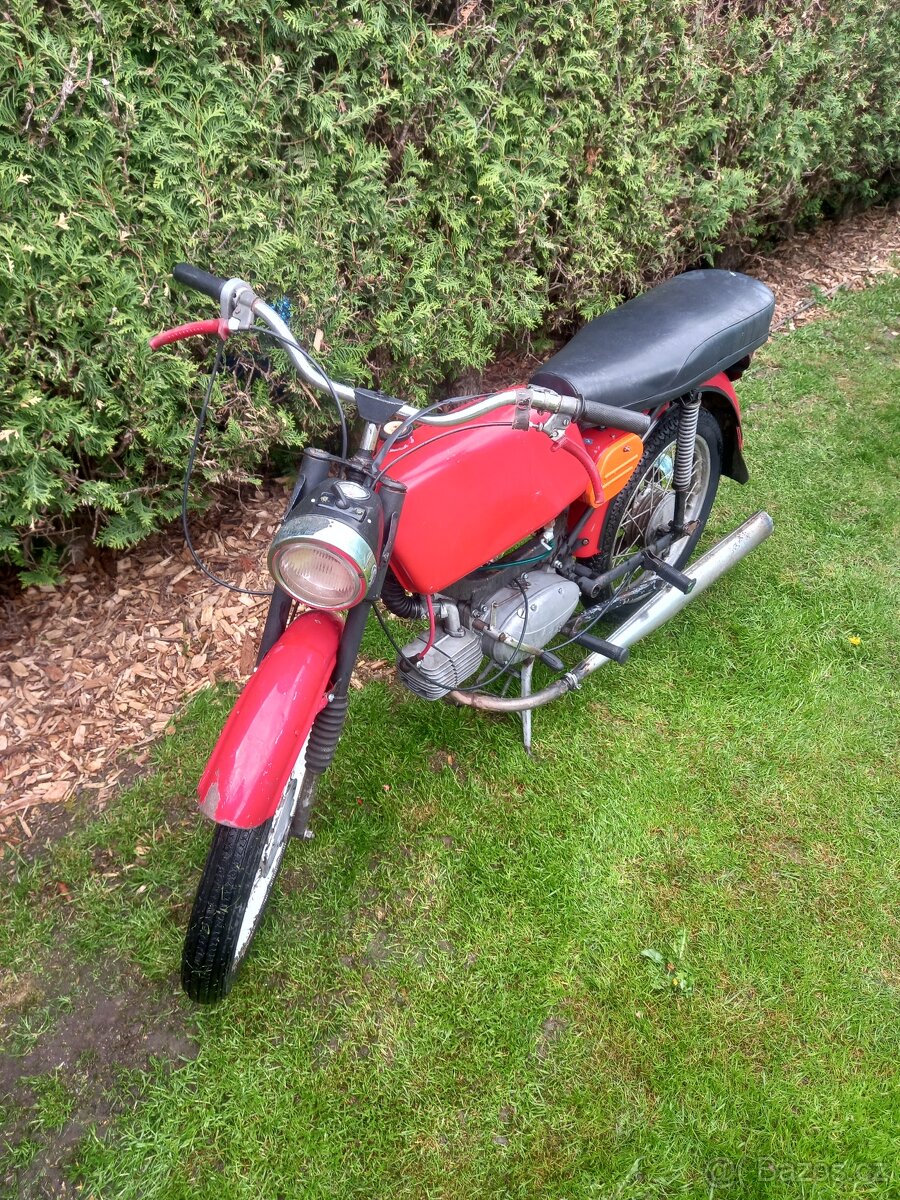 Jawa mustang 23