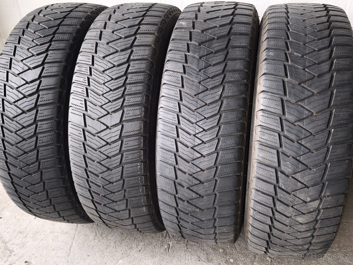 215/65 r16C celoroční pneumatiky Bridgestone