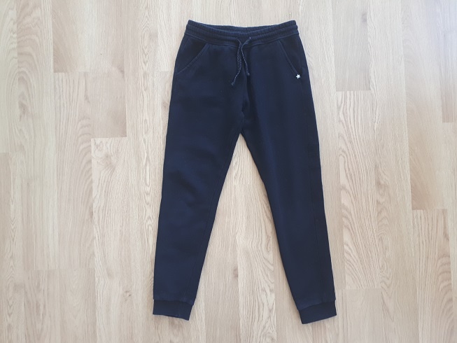 BAVLNĚNÉ TEPLÁKY • KALHOTY JOGGER • zn. TERRANOVA vel. 140