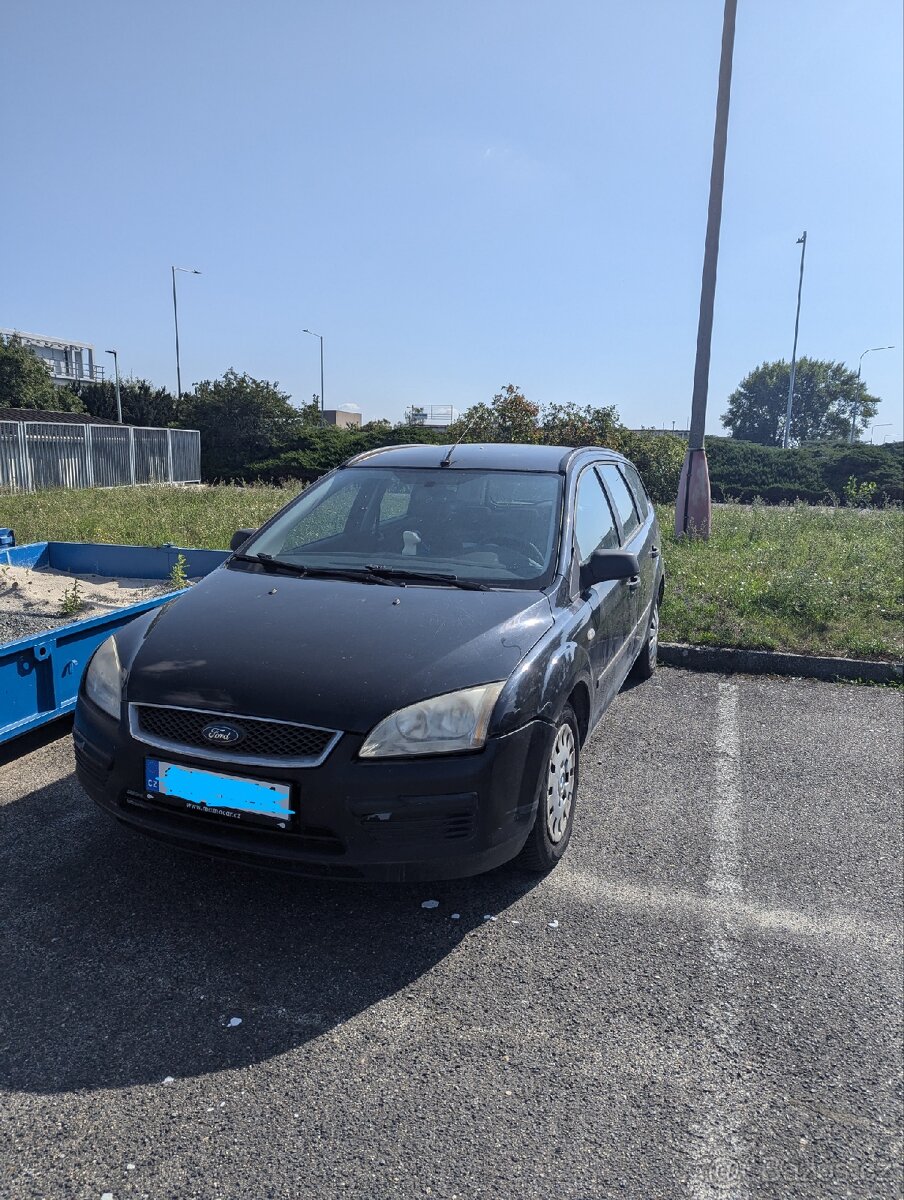 Ford Focus kombi 1.6, r. v. 2006