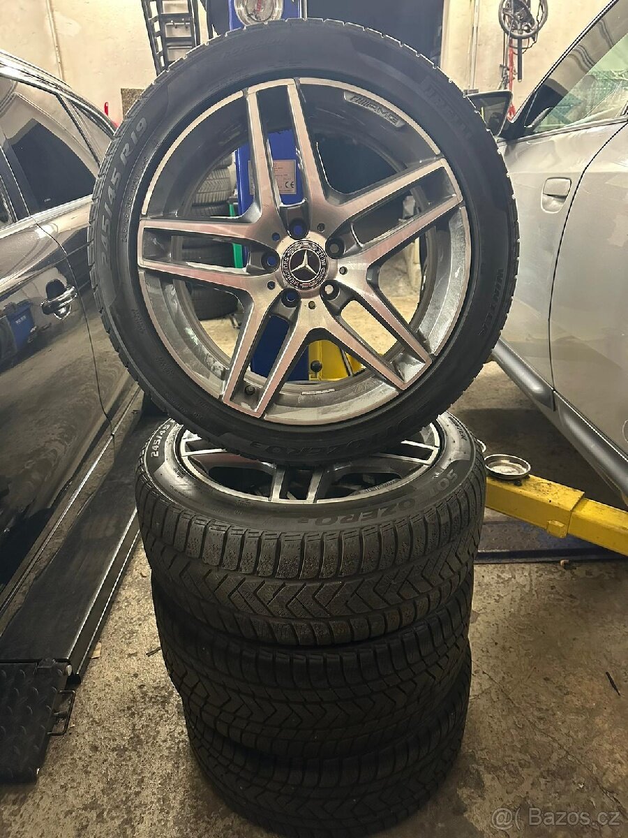 Alu kola AMG R19