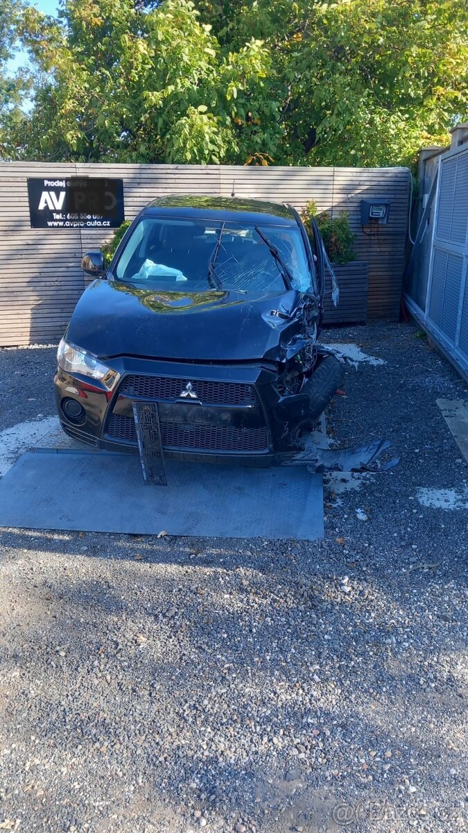 Mitsubishi Out II 2,2 TD 130kW man. r.v.2011 - ND