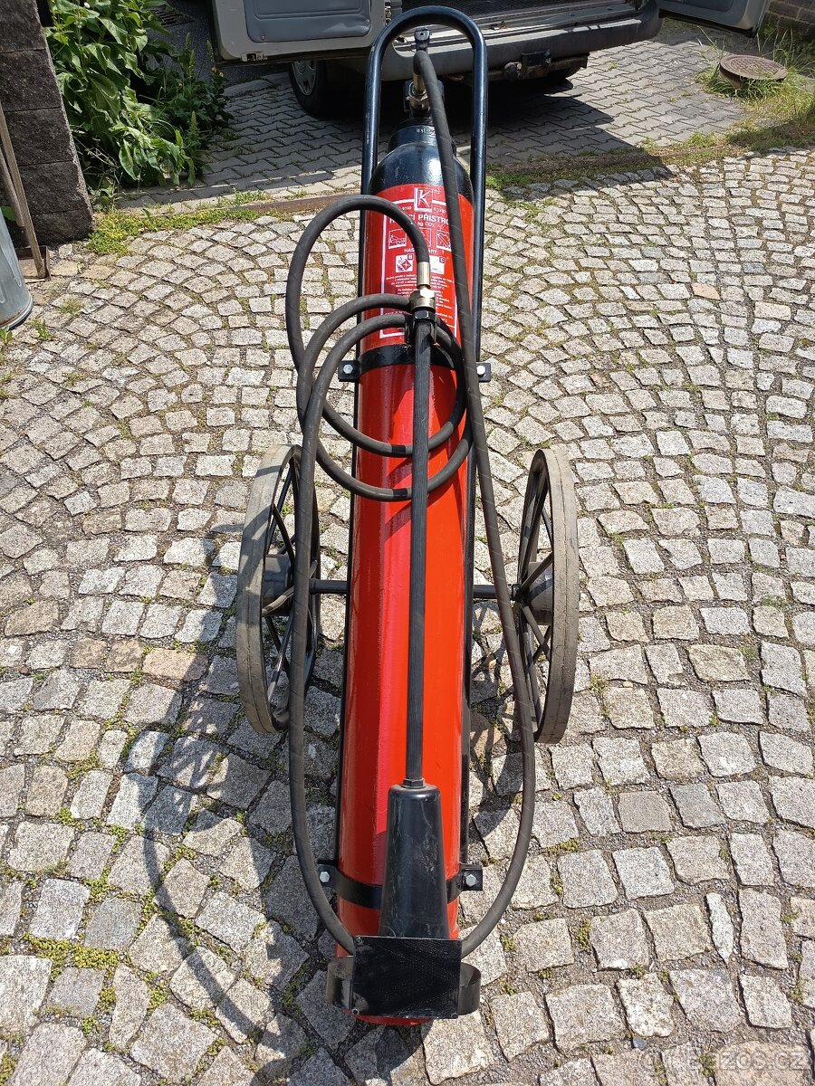 Hasící přístroj pojízdný