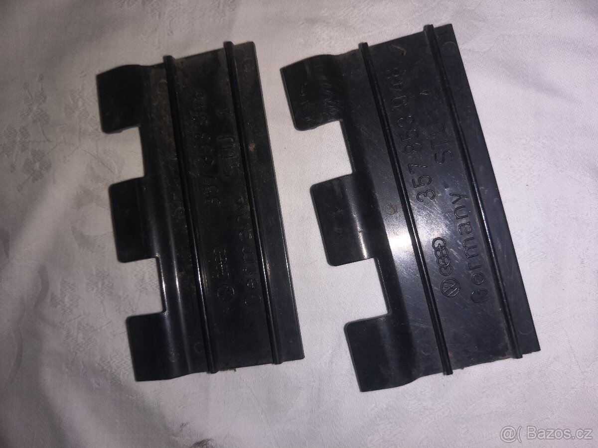 Jetta mk2 držáky zadního plastu kufru