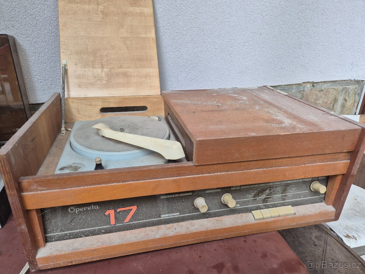 Rádio Tesla Opereta