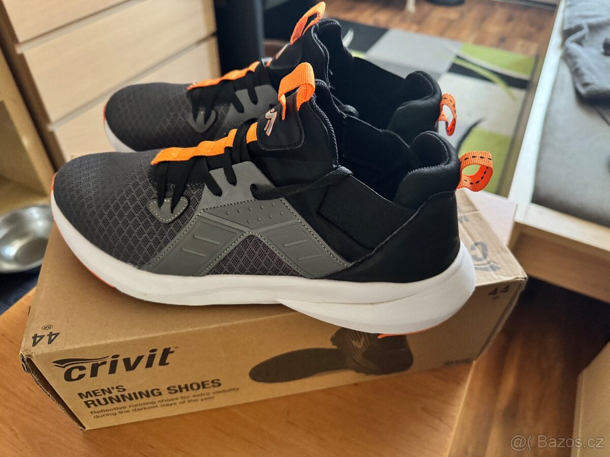 sportovní boty vel.44