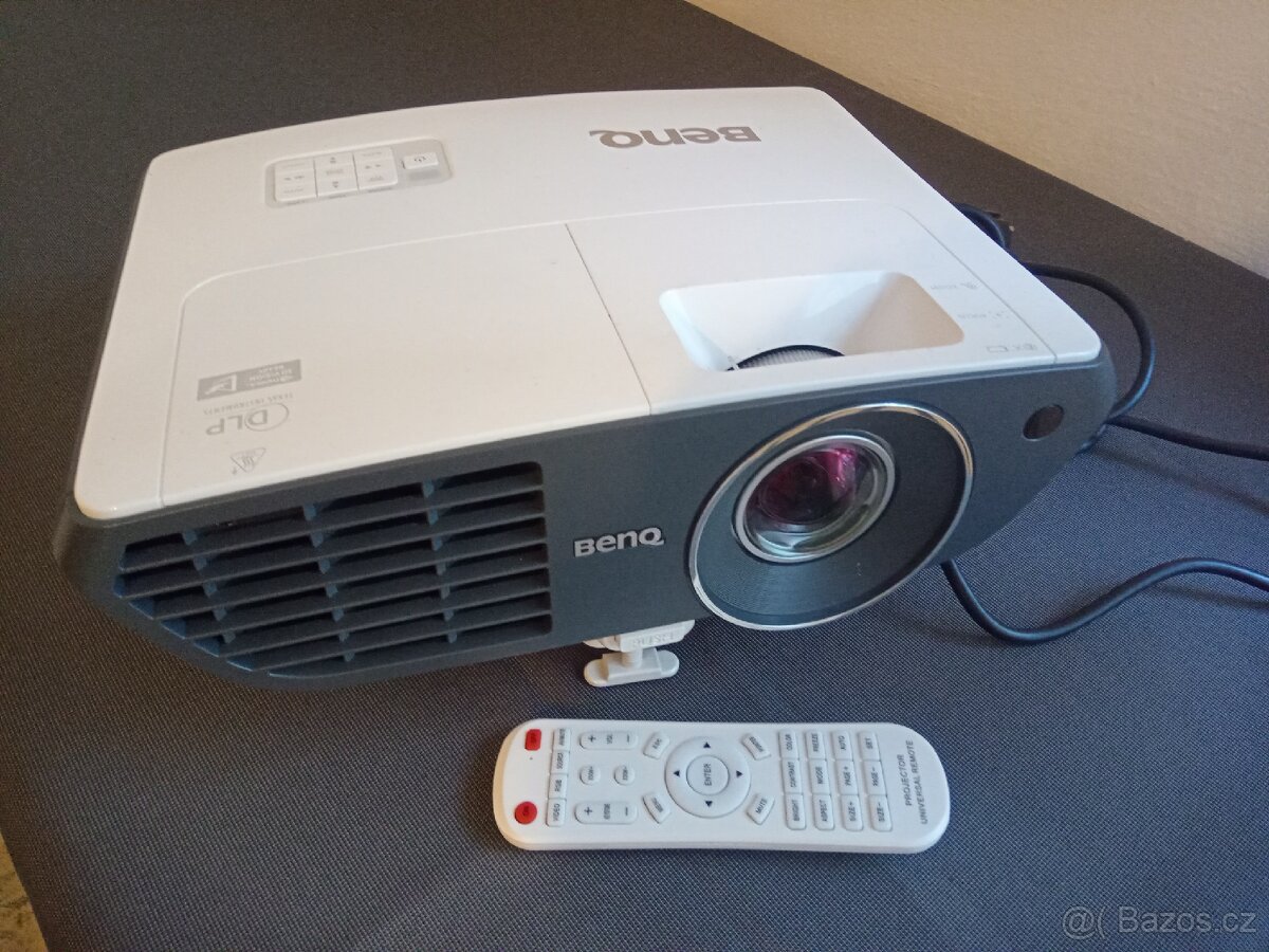 Projektor Benq W710ST