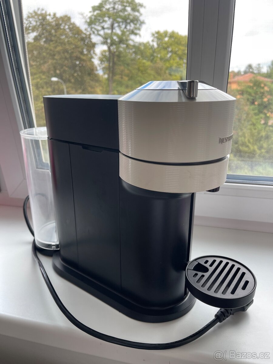 Kávovar Nespresso Vertuo Next white