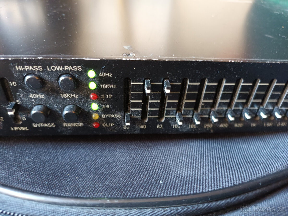 Equalizer SHOW PEQ-1215H